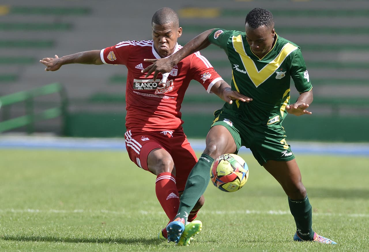 Colombiano Jaine Barreiro reforzará la zaga de Atlas