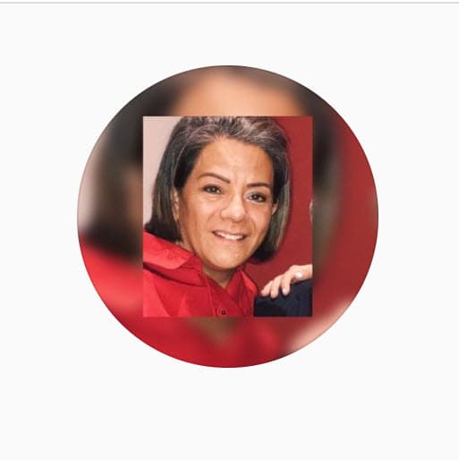 Especificó que los síntomas que ella ha presentado no han requerido que sea internada. "La verdad es que
<b> los síntomas me dieron muy leve</b>", aseguró. "He estado encerrada obviamente por seguridad y precaución".
<br>