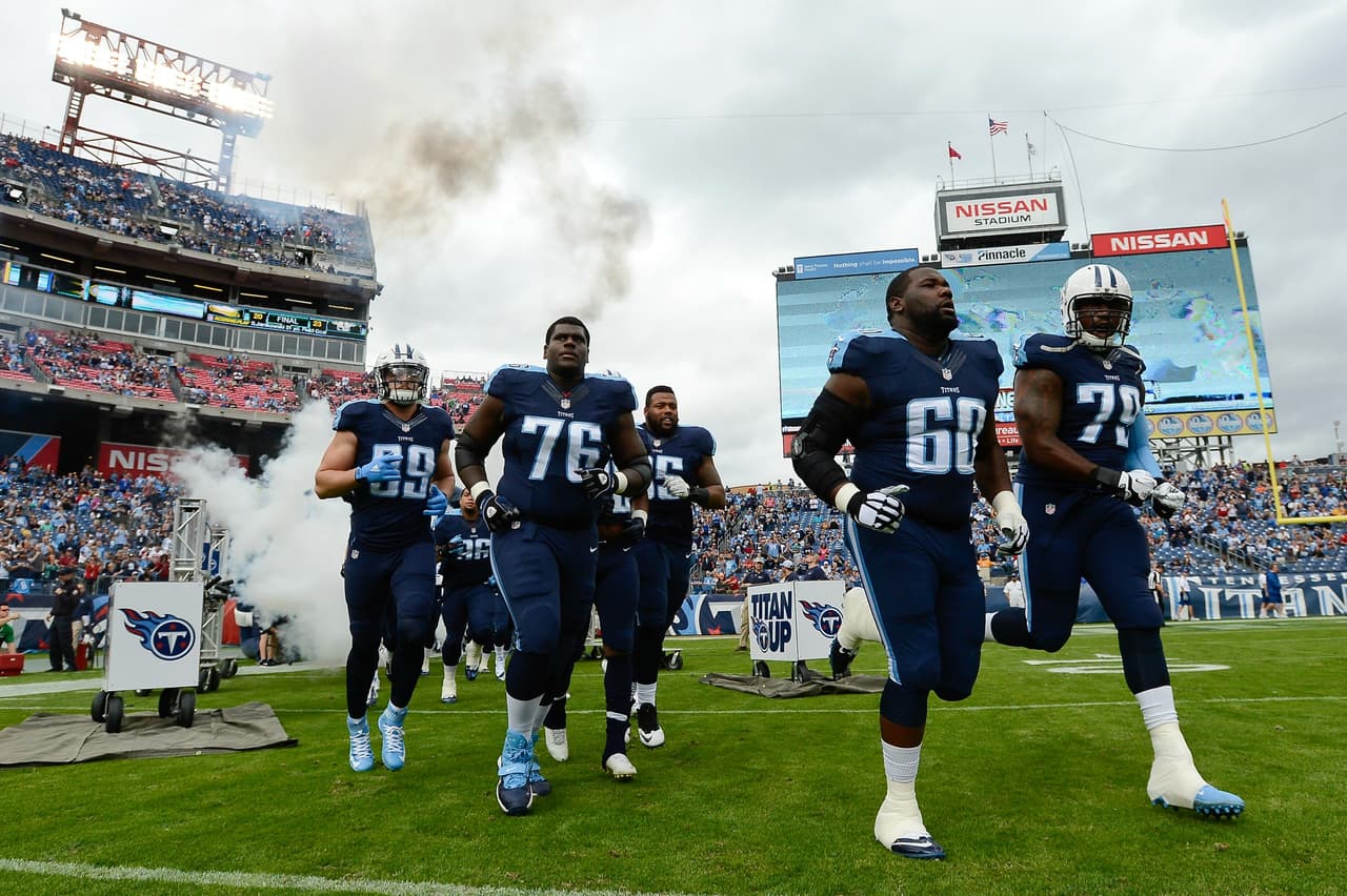 Los Tennessee Titans pretenden mejorar en el Draft de la NFL