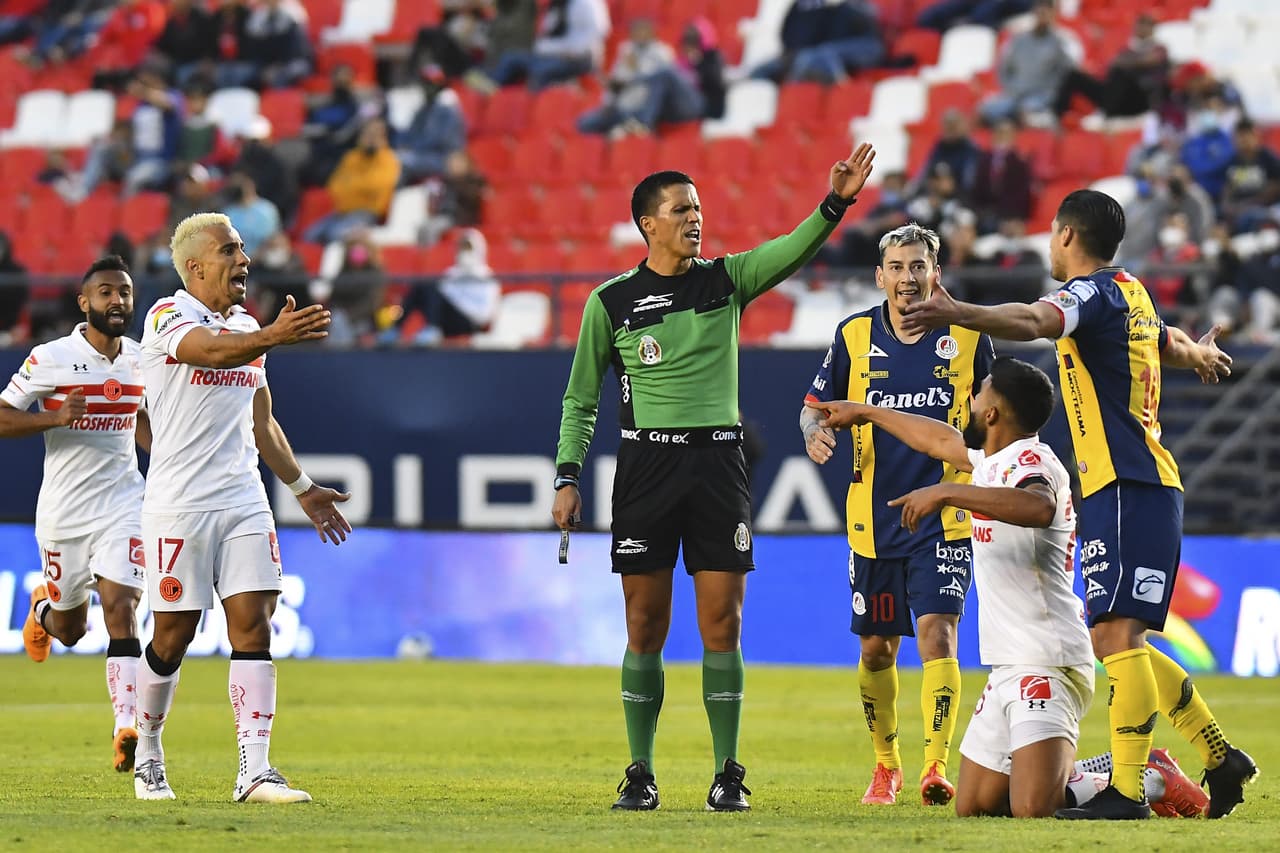 Con solitaria anotación de Camilo Sanvezzo al minuto cuatro, Toluca logra mantener su arco en ceros y vencen 0-1 al Atlético San Luis.