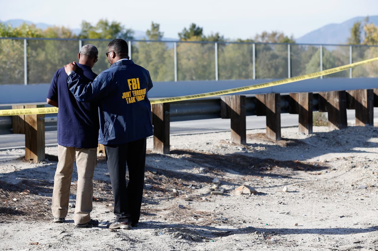 Aún no se sabe si realmente tiene qué ver con la muerte de las 14 personas en un centro comunitario.