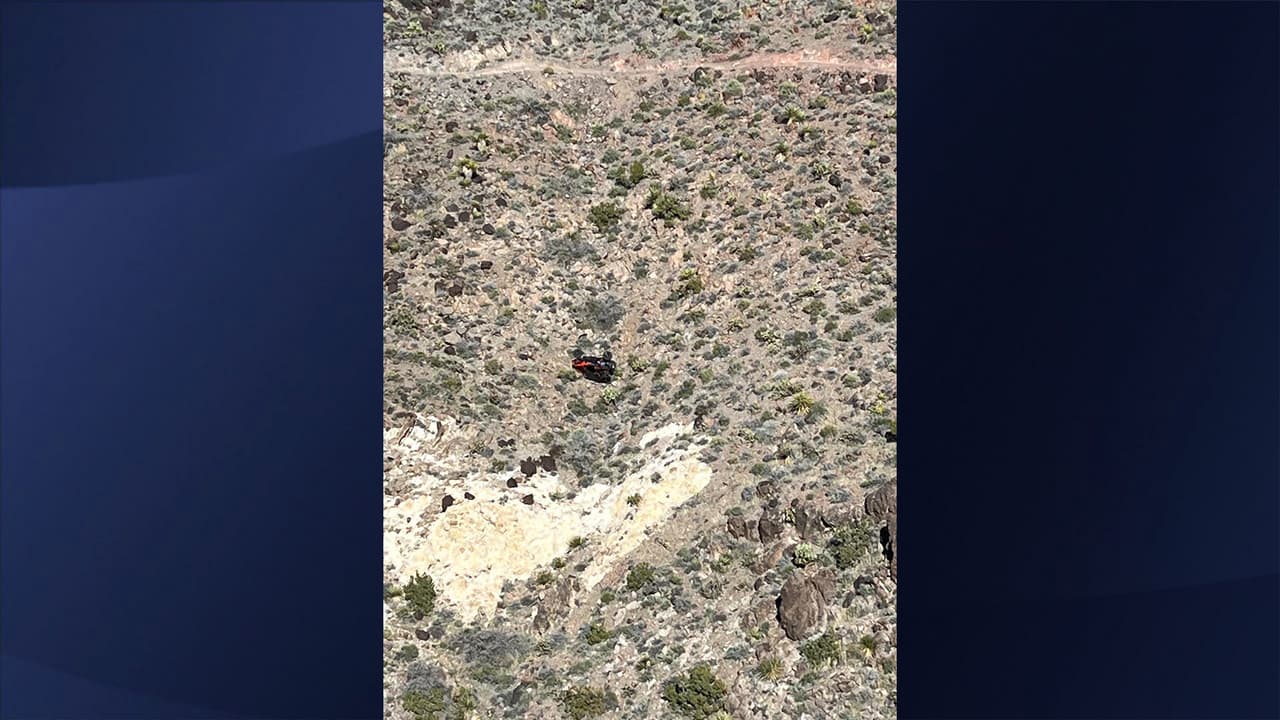 Por el momento
<b>se desconoce su estado actual de salud </b>y las circunstancias en que ocurrió el accidente. Búsqueda y Rescate pide a los paseantes extremar precauciones al viajar por las áreas remotas del condado.