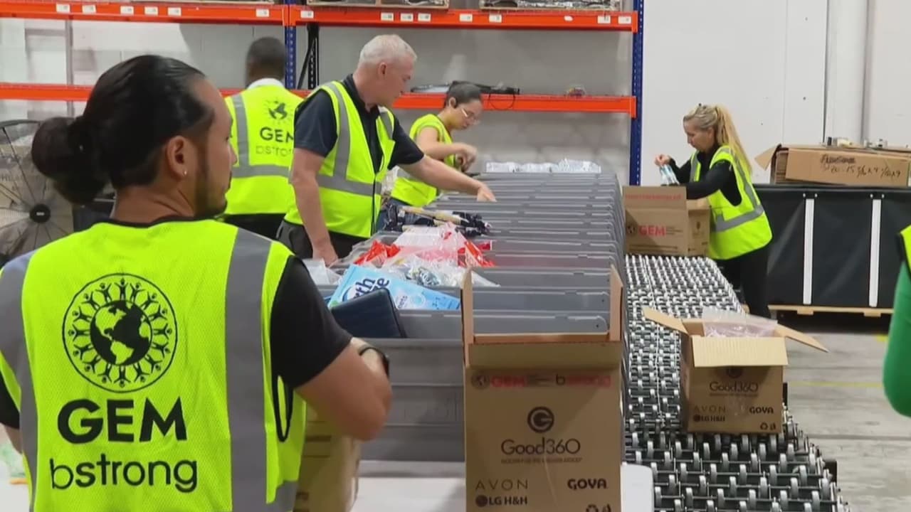 Miami-Dade y Broward recogen ayuda para Jamaica ante el impacto del huracán Melissa