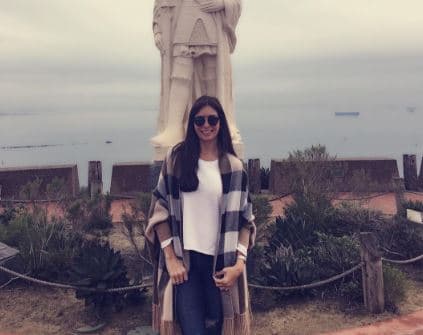 Vivir calmada y relajada, esa es una de sus premisas. "Paseando por la #costaamalfi disfrutando de la belleza de la naturaleza".