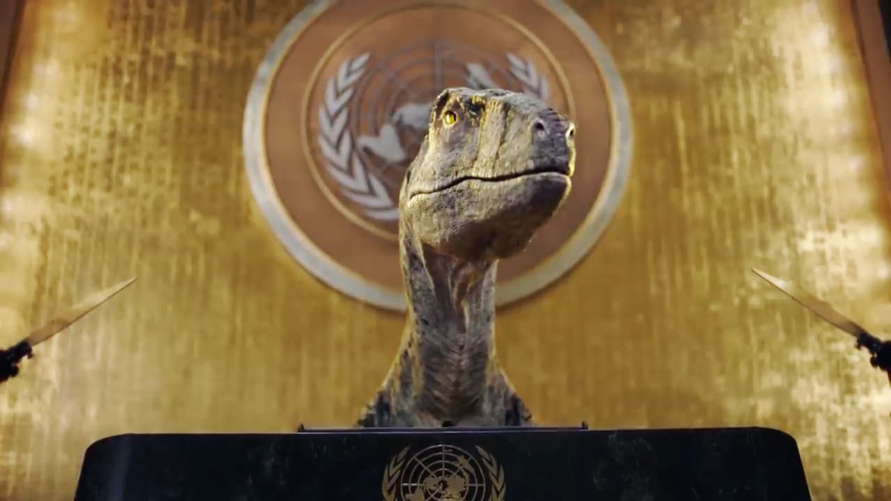 <b>En video: <b>"Nosotros tuvimos un asteroide, ¿cuál es su excusa?": el video viral de un dinosaurio en la ONU alertando del desastre climático</b></b>
<br>
<br>El Programa de la ONU para el Desarrollo publicó un corto donde un dinosaurio irrumpe en la Asamblea General para hablar sobre la inminente extinción ante la que estamos los humanos si los gobiernos no hacen algo para reducir la producción de combustibles fósiles.