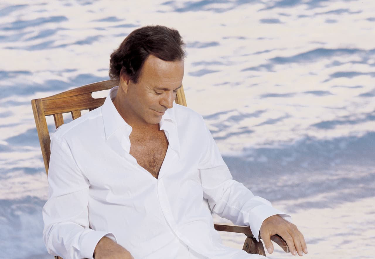 Tiempo después, en 1999, el Tribunal Supremo confirmó que el cantante no era padre del joven valenciano.