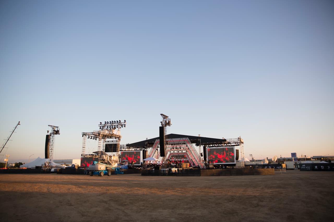 "Esta ubicación y el increíble 
<i>line up</i> de artistas celebrarán, a través del poder de la música, la conectividad de nuestro mundo y todo lo positivo que ocurre cuando se muestra empatí, respeto y apertura entre unos y otros" dijo Camila Jimenez Villa, co presidente y jefa de contenido de Fusion Media Group que junto a Univision organizan este evento.