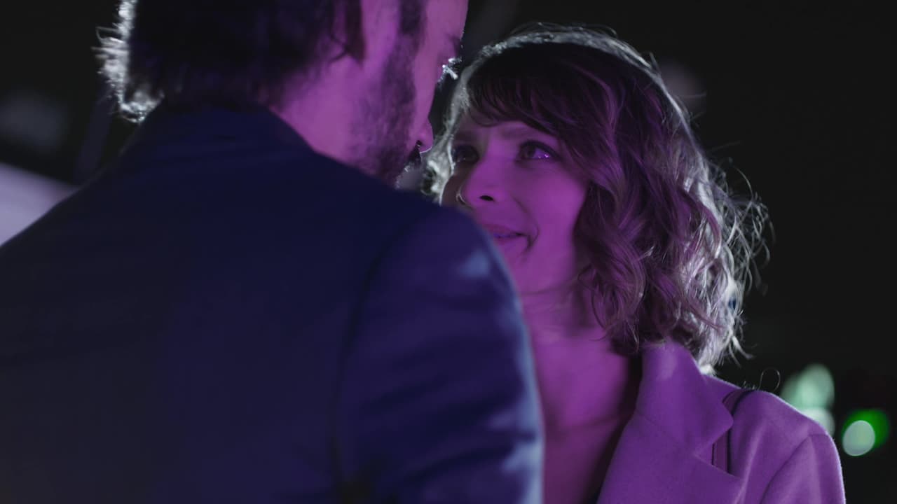 Leonora no cabía de la felicidad por esa petición de mano.