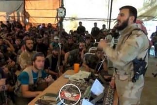 Zahran Alloush, líder rebelde sirio e integrante de la Jaysh al-Islam o Brigada del Islam.