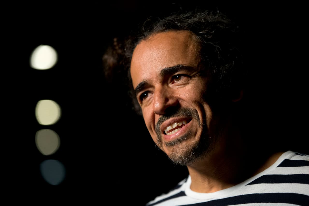 Relataron que dos de sus compañeros "fueron brutalmente golpeados y secuestrados por un tiempo. Nuestros instrumentos y equipos, indispensables para poder hacer un show de Café Tacvba fue robado".