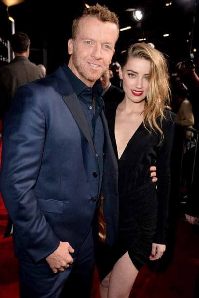 La prometida de Johnny Depp, Amber Heard dejó en claro con qué atrapó al rey de los siete mares, el capitán Jack Sparrow. La también actriz sedujo la alfombra durante la premiere de la película "3 Days To Kill", mira las fotos y saca tus propias conclusiones.