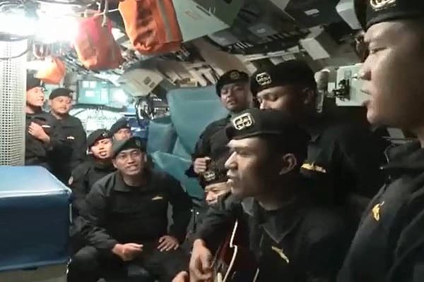 Entre risas y cantos: publican conmovedor video de la tripulación del submarino indonesio semanas antes de hundirse