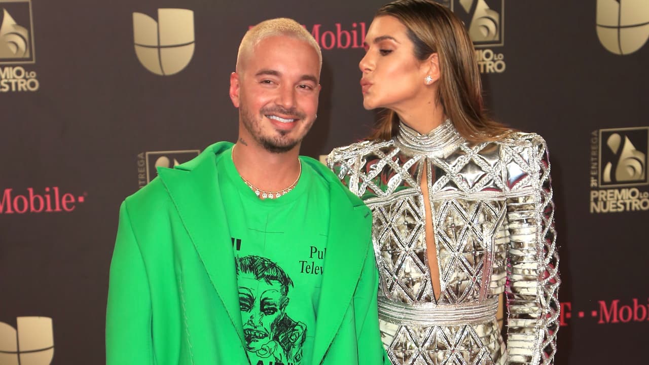 J Balvin y Valentina Ferrer en Premio Lo Nuestro 2019