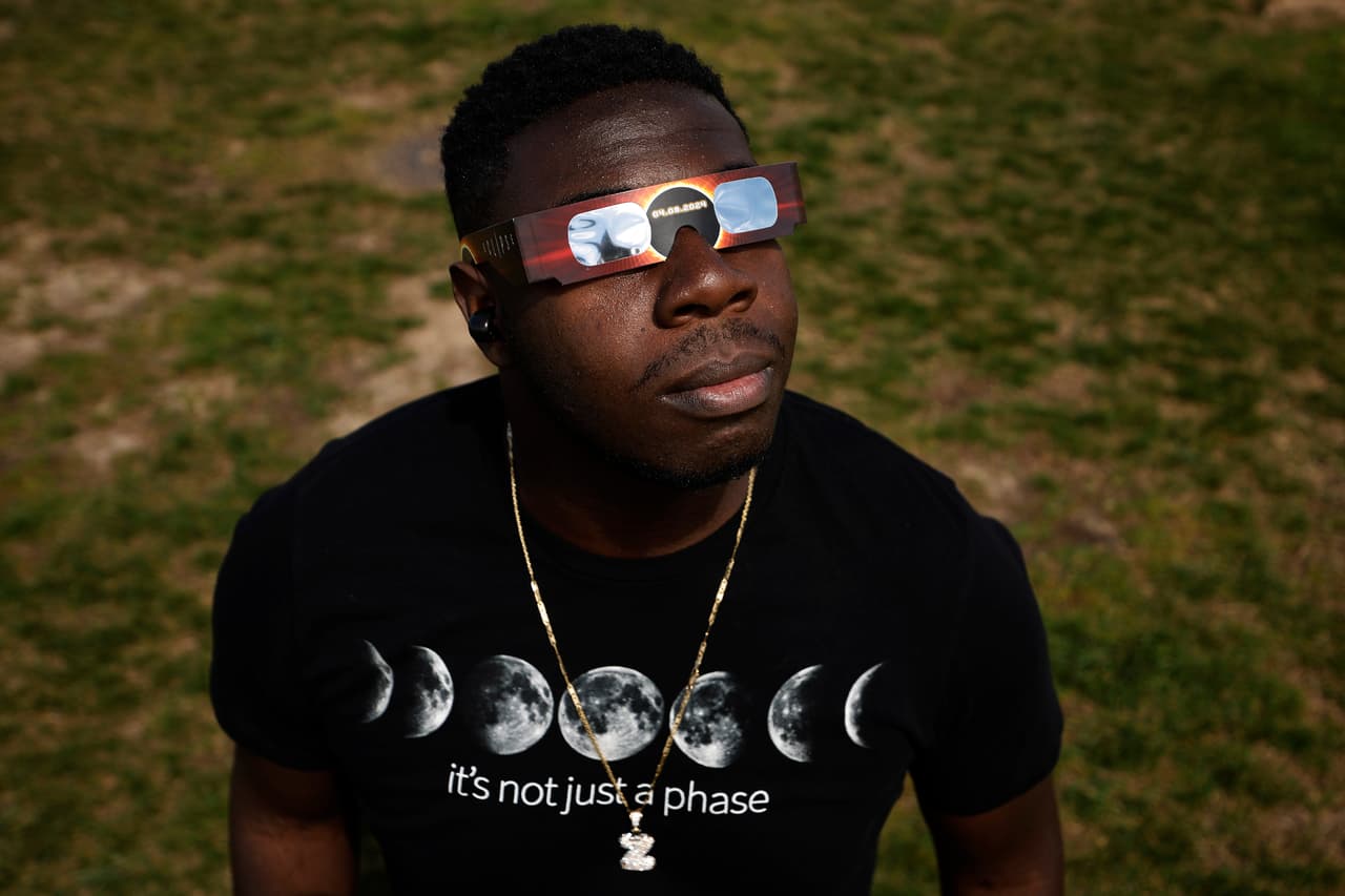 Ocurrió de las 14:04 a las 16:32.