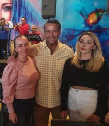 "Mi hija Vanessa sí, ya habló, y todo bien, los demás no sé nada, yo no responsabilizo a nadie, yo tengo con qué defenderme”, declaró Adame a finales de septiembre.