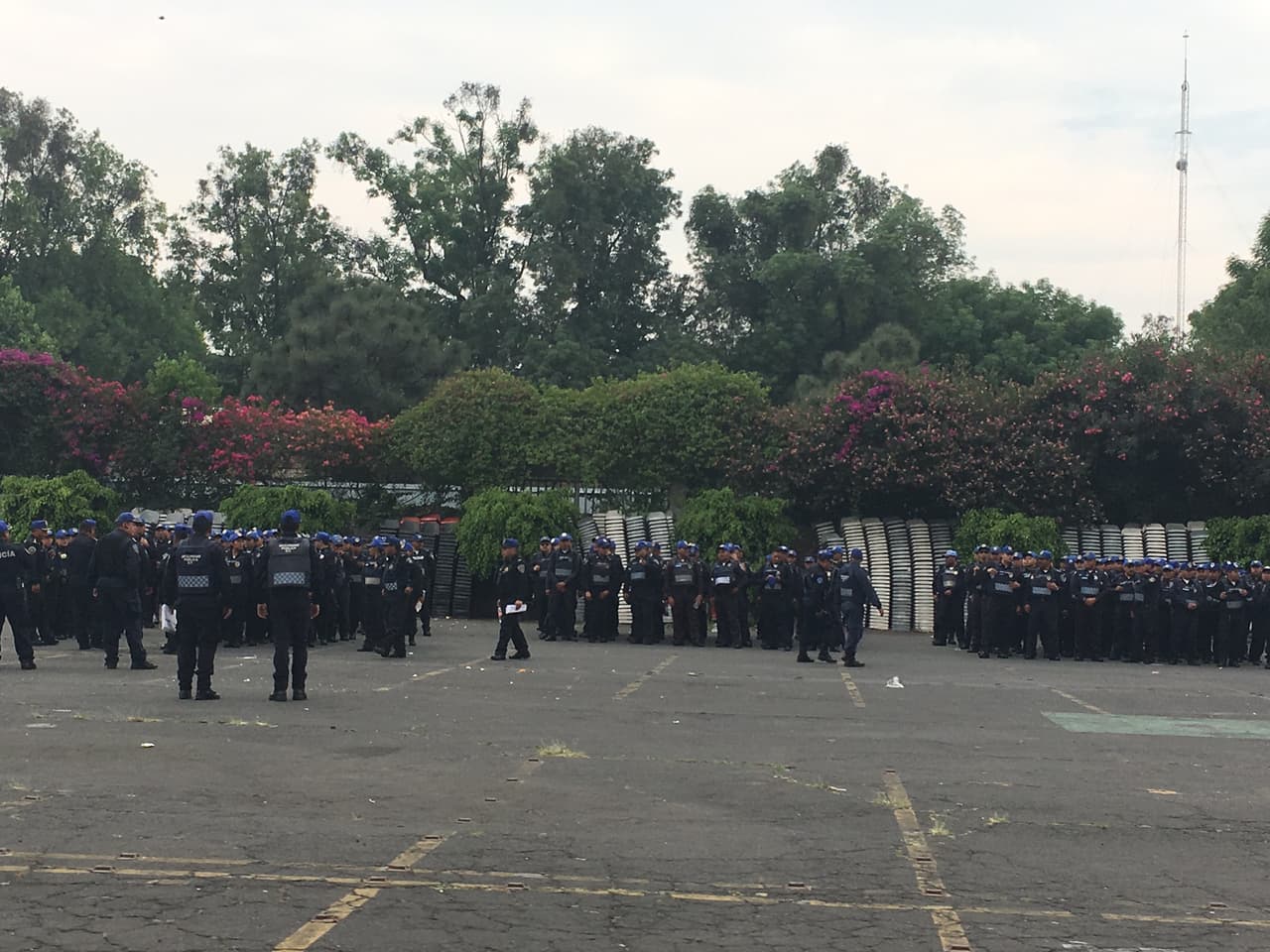 Todos los detalles se cuidaron para que esta noche fuera realmente inolvidable, la seguridad fue importante para que todos gozaran con tranquilidad de este concierto.