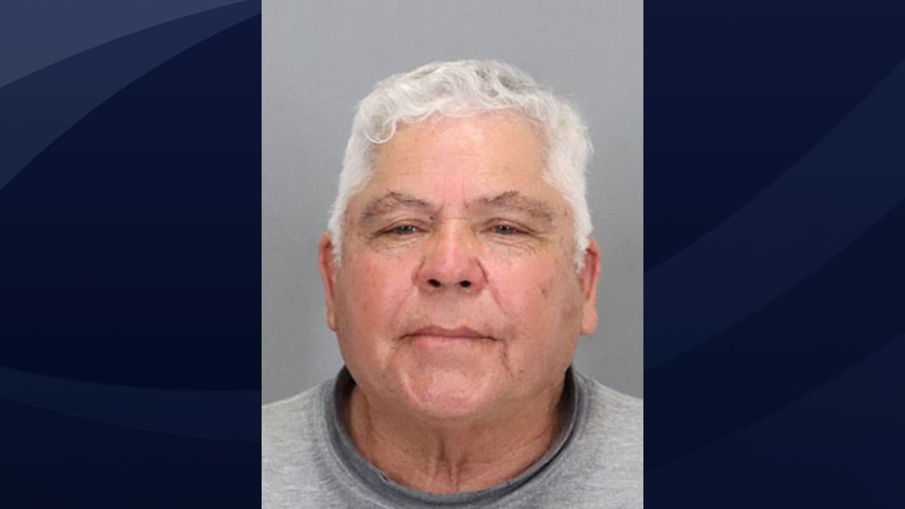 Antonio Zacariz es residente de San José y tiene 73 años.