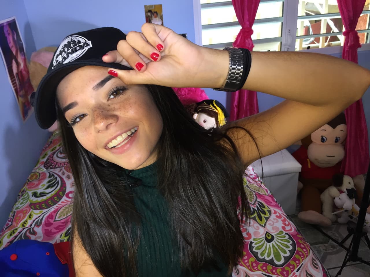 Esa boricua tiene un look particular y su cuarto es reflejo de ello.