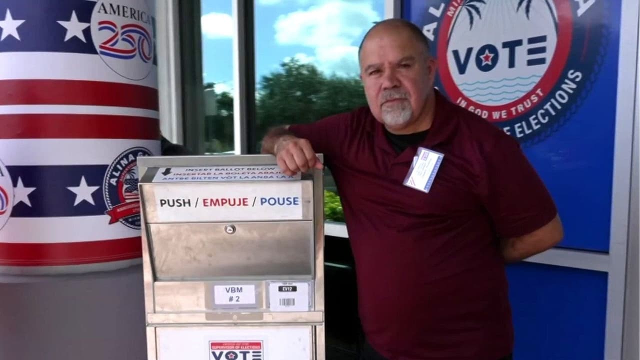 ¿Cómo votarán los hispanos en Florida? Nueva encuesta muestra tendencia frente a la economía y políticas de inmigración