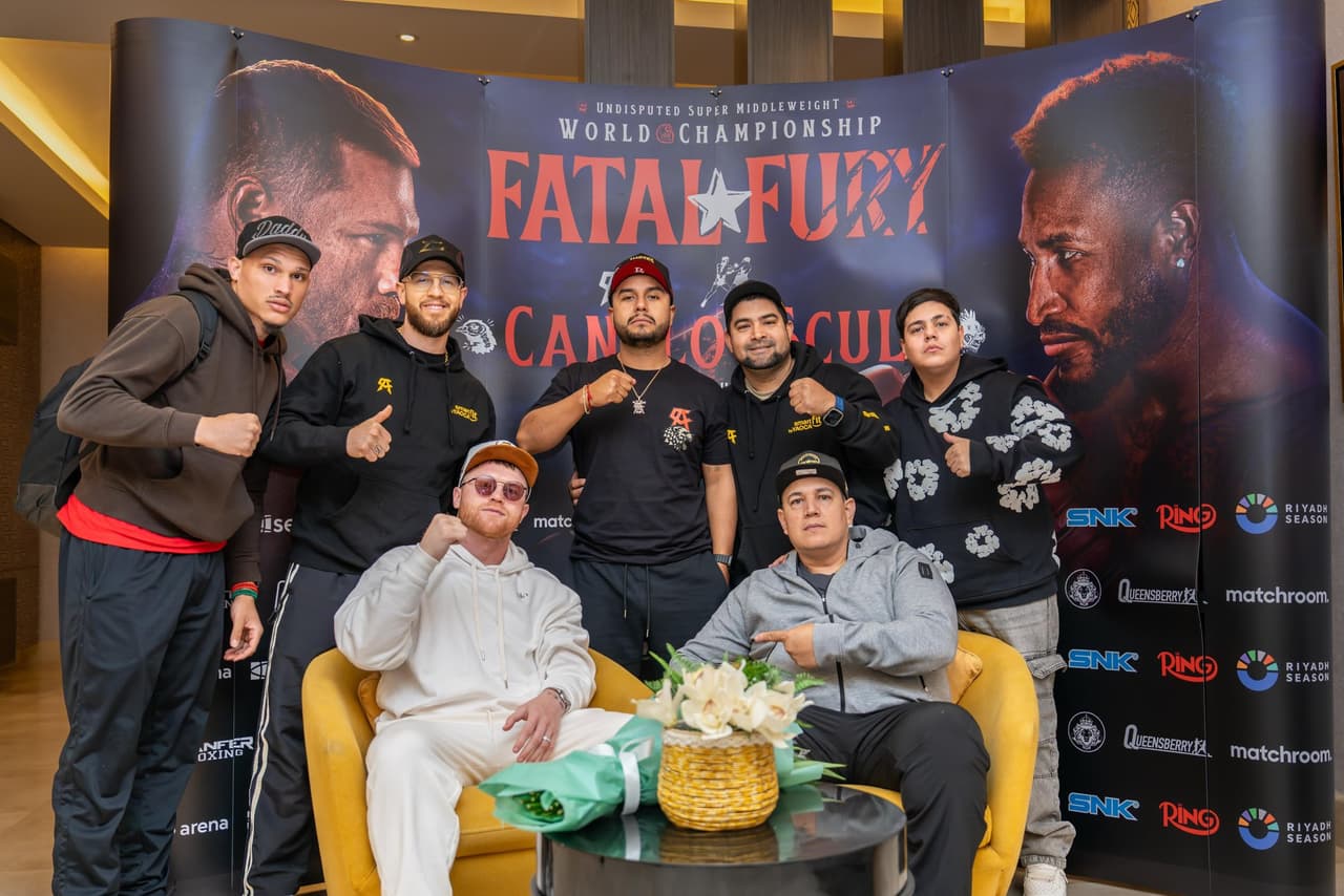 Así fue la llegada de Canelo a Arabia Saudita para alistar su pelea