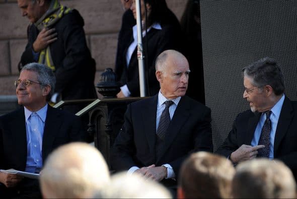 Los ejecutivos anunciaron el martes pasado el proyecto con bombos y platillos en un evento con confeti y jarras de "butterbeer", la bebida de la saga que asemeja un tipo de cerveza para magos.