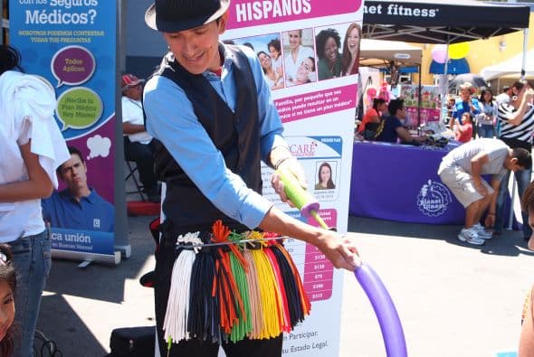 Cientos de personas se dieron cita para compartir en familia de la fiesta del 5 de mayo en donde la música, la comida y mucha diversión fueron parte de este festejo en Atlanta. Con bombos y platillo, como ya es costumbre año tras año, Univision 34 y Plaza Fiesta fueron parte de la alegría de esta conmemoración. ¡Mira las fotos de todo lo que se vivió en el evento!