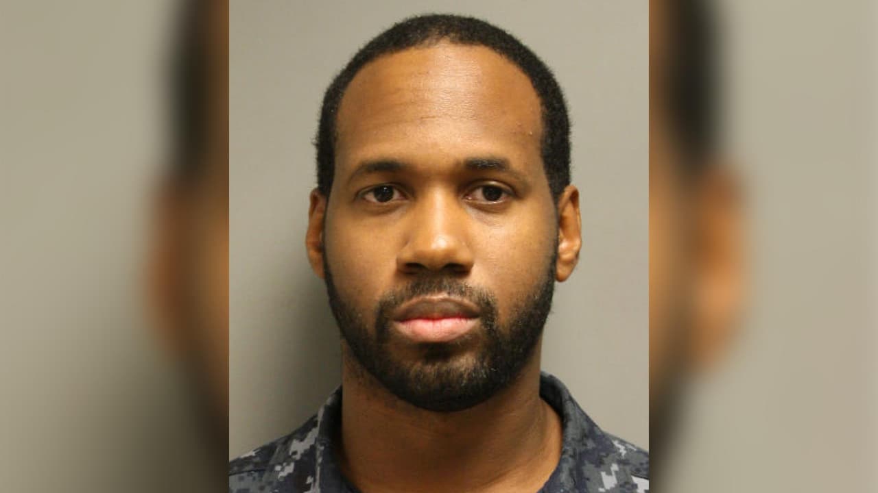 Cadena perpetua para un miembro de la Marina tras apuñalar a su novia que estaba embarazada de gemelos