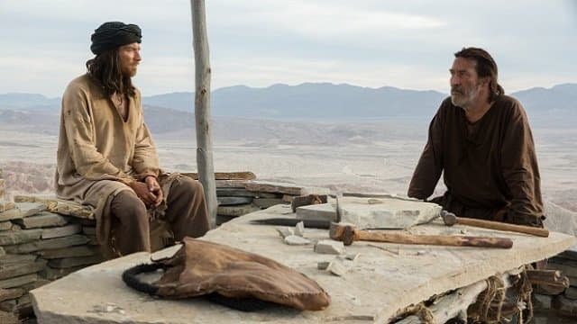 Ewan McGregor le da vida a dos personajes en esta película, por un lado a Jesús y por otro a un demonio.