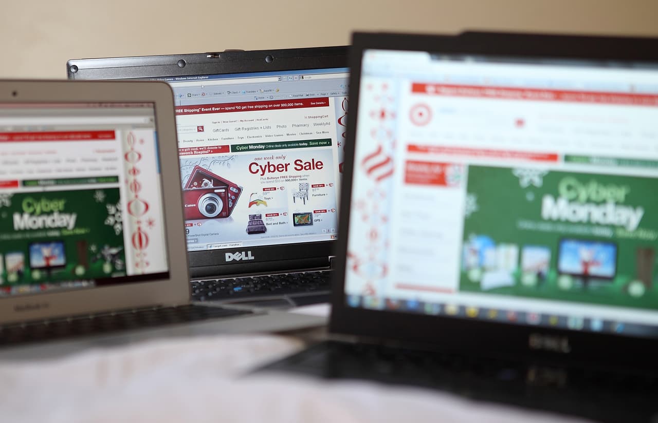 Disfrute del Cyber Monday lejos de las estafas y los ladrones de información