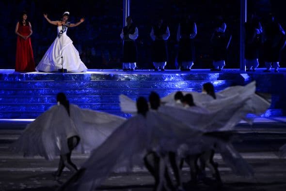 Un espectáculo diferente del de la apertura, que se centró en un repaso de sus hitos históricos.