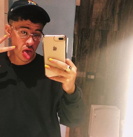 "[...] Le confieso otra cosa, y es que en el fondo de mi corazón a veces no me siento tan orgulloso de algunas de mis letras, pero si de algo estoy seguro es que jamás tendré la culpa de un problema que existe antes de que Bad Bunny existiera.", puntualizó el boricua.