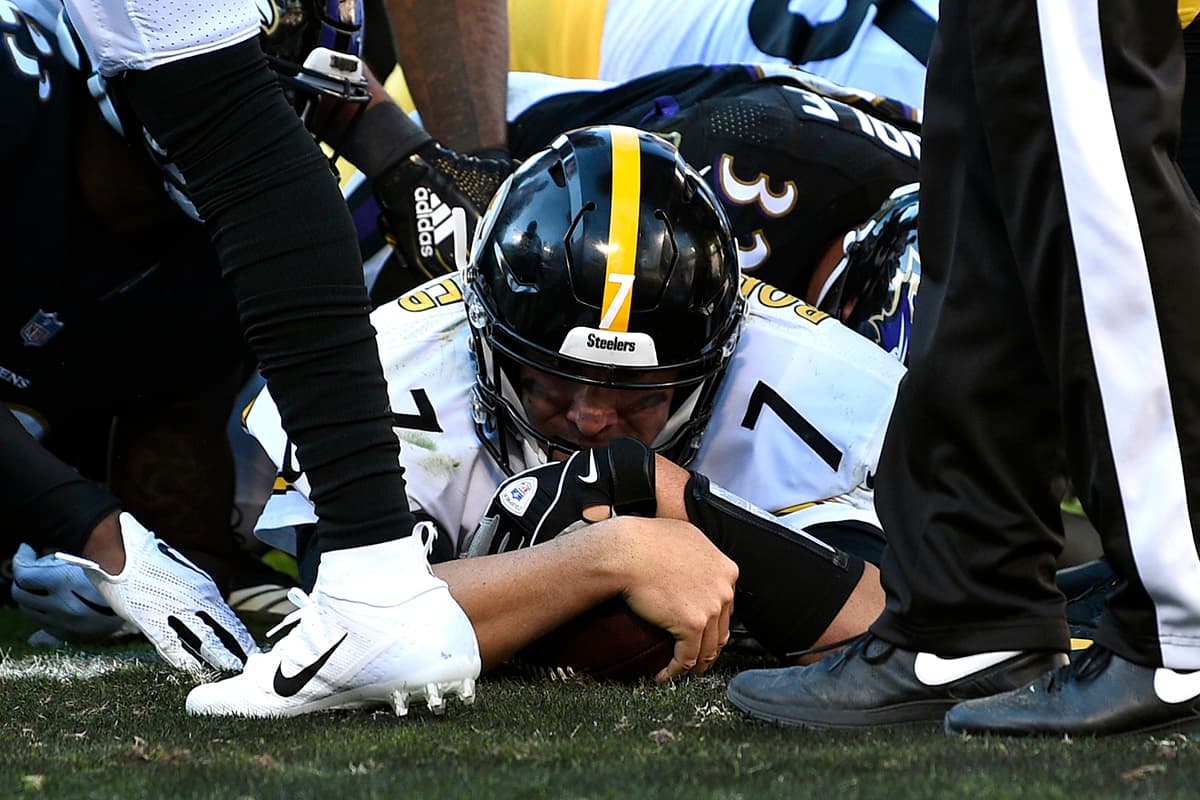 El exgerente de relaciones comunitarias de los Steelers, Michele Rosenthal, perdió a dos de sus hermanos en los hechos ocurridos el sábado anterior.