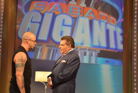 Wisin, uno de los cantantes puertorriqueños más exitosos de los últimos años, viene a hablar con Don Francisco sobre temas muy sensibles.