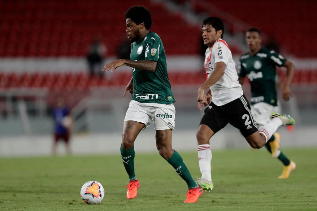 Con goles de Rony, Luiz Adriano y Matías Viñas, Palmeiras golea 0-3 a River y saborean la final de la Copa Libertadores.