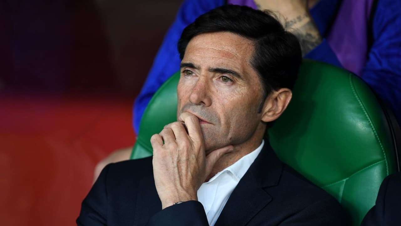 Valencia destituye a Marcelino García Toral