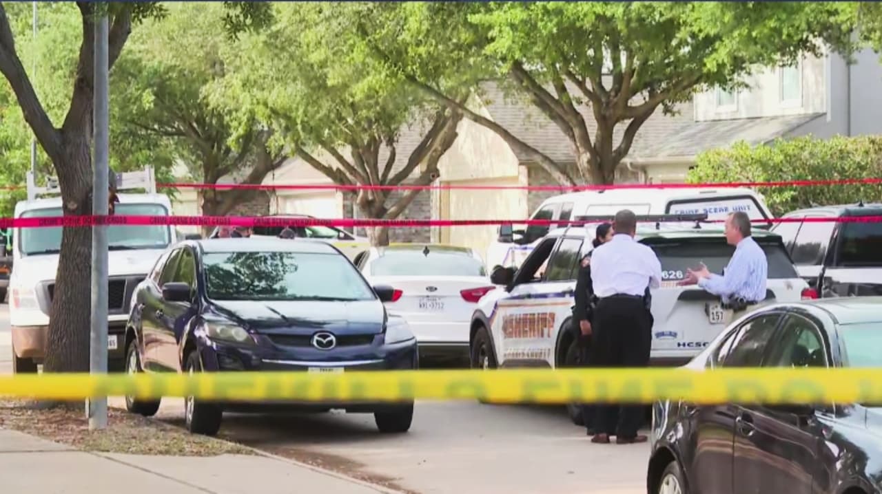 Madre muere de un disparo enfrente de sus hijos durante un enfrentamiento en la carretera