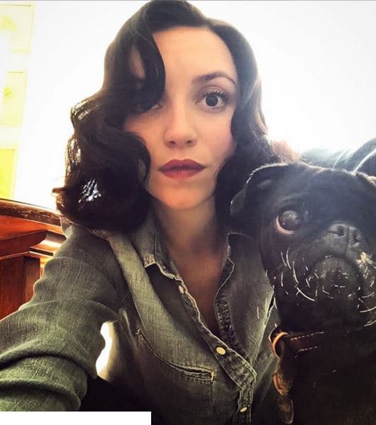 Regina Blandón no sólo tiene talento sino también una belleza digna de admirar. ¡Además es cantante! ¿Lo sabías?