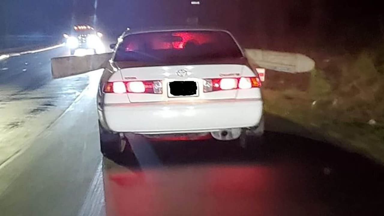 "Esta foto es real": advierten a conductores sobre traslado de carga en Marietta