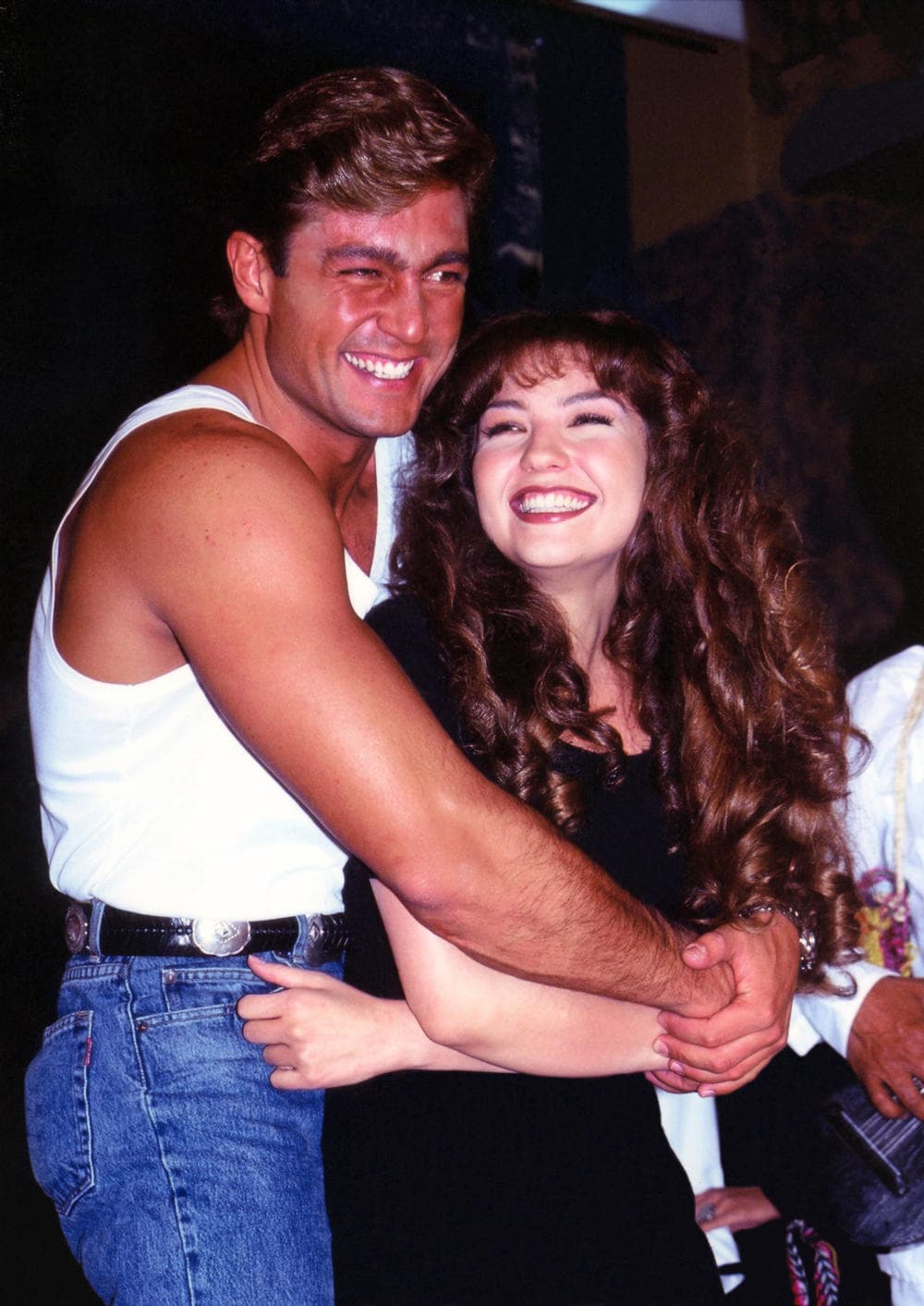 Thalía y Fernando Colunga protagonizaron "María la del Barrio", y se dice que fue en las grabaciones de esta telenovela donde surgió su romance.