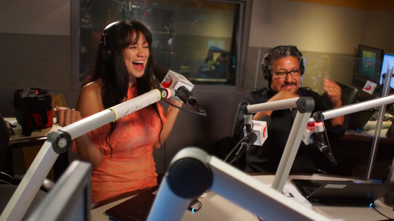 No podían faltar las bromas de 'El Feo' en pleno show en vivo.