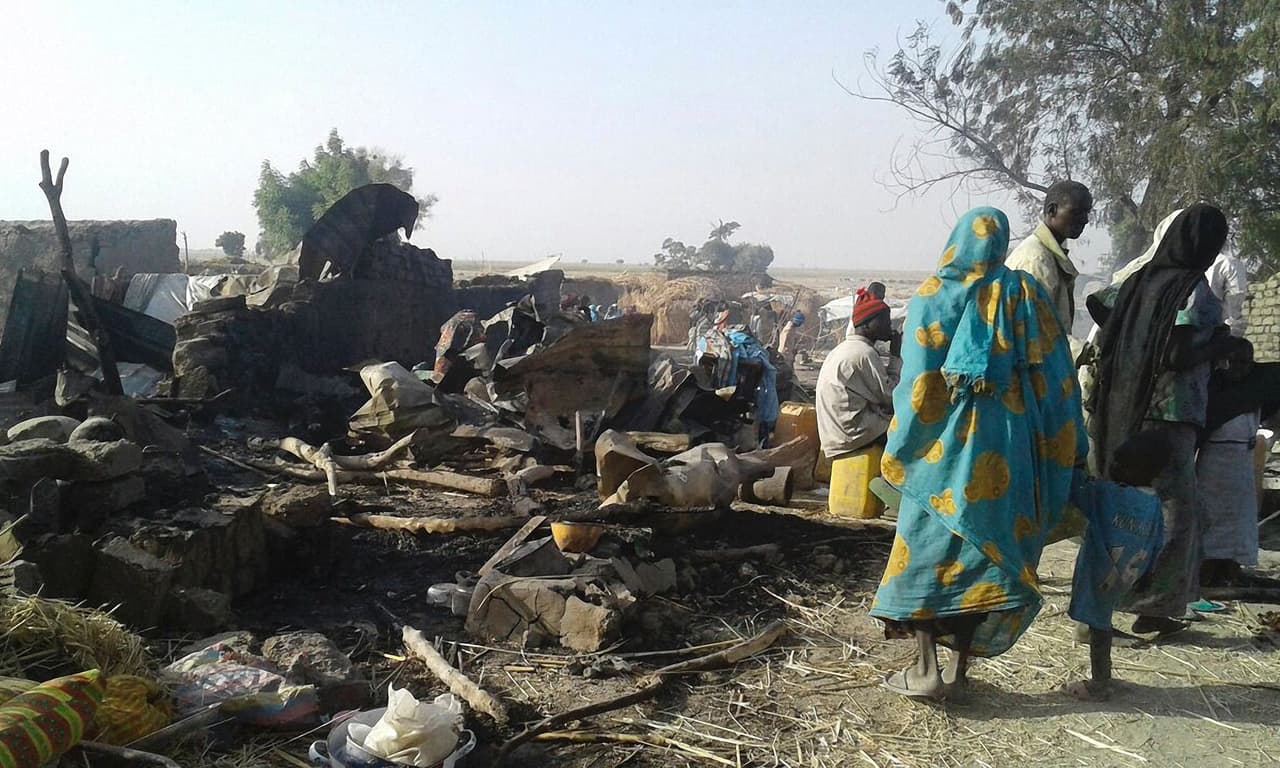 Un avión de combate mata accidentalmente a 50 civiles en Nigeria