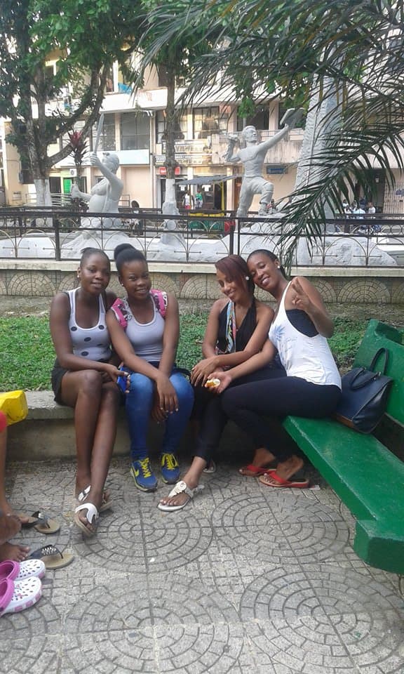 En Quibdó, la capital de uno de los departamentos más pobres de Colombia, la violencia y el reclutamiento de jóvenes para bandas criminales se combaten con cine, literatura, teatro, danza y música.