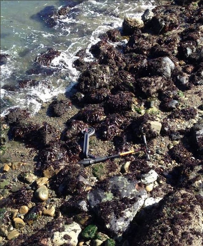 Las reparaciones se llevan a cabo por especialistas locales que cobran a las empresas desde $15 por unidad reparada.