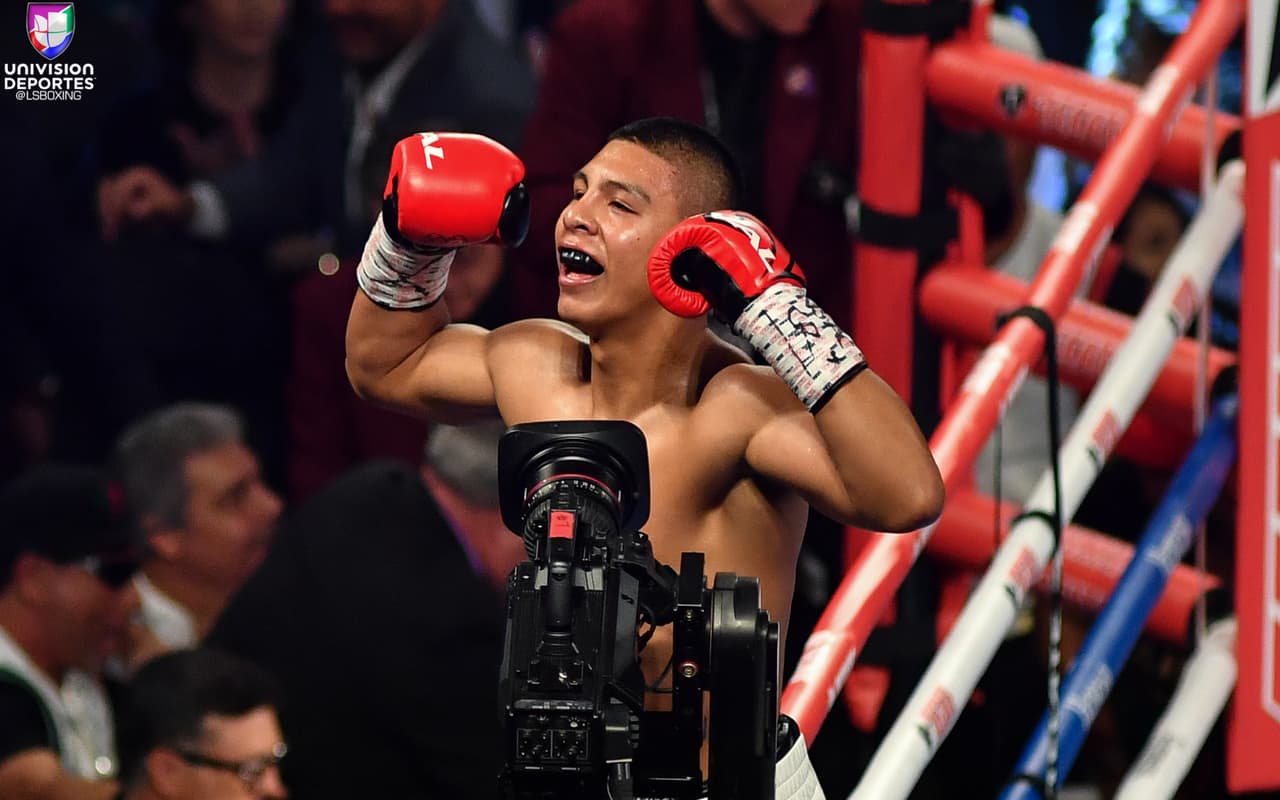 No cabe la menor de las dudas del potencial y de la calidad de Munguía, con 21 años el futuro luce con gran ilusión para el joven boxeador mexicano.