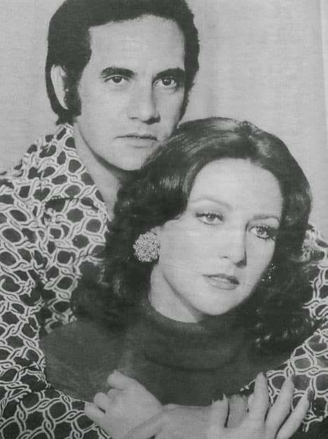 Su pareja estelar fue Ricardo Blume, uno de los galanes más cotizados de la época.