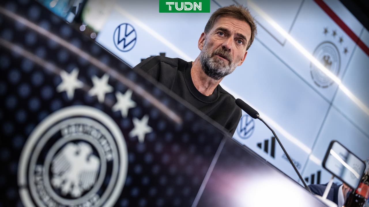 Jürgen Klopp lanza amenaza en su primer día como técnico de Alemania