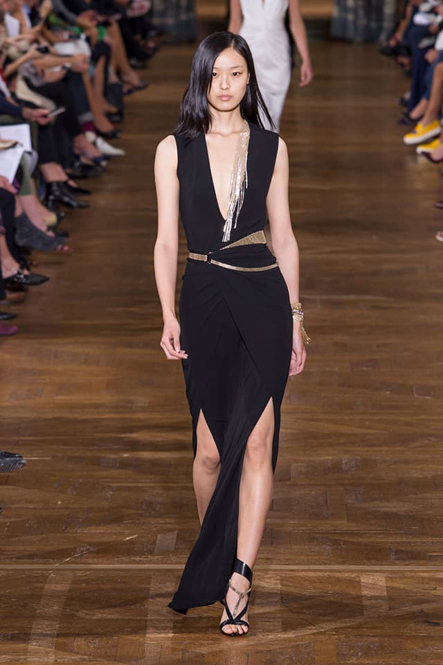 Descubre la colección primavera – verano 2017 de Lanvin aquí.