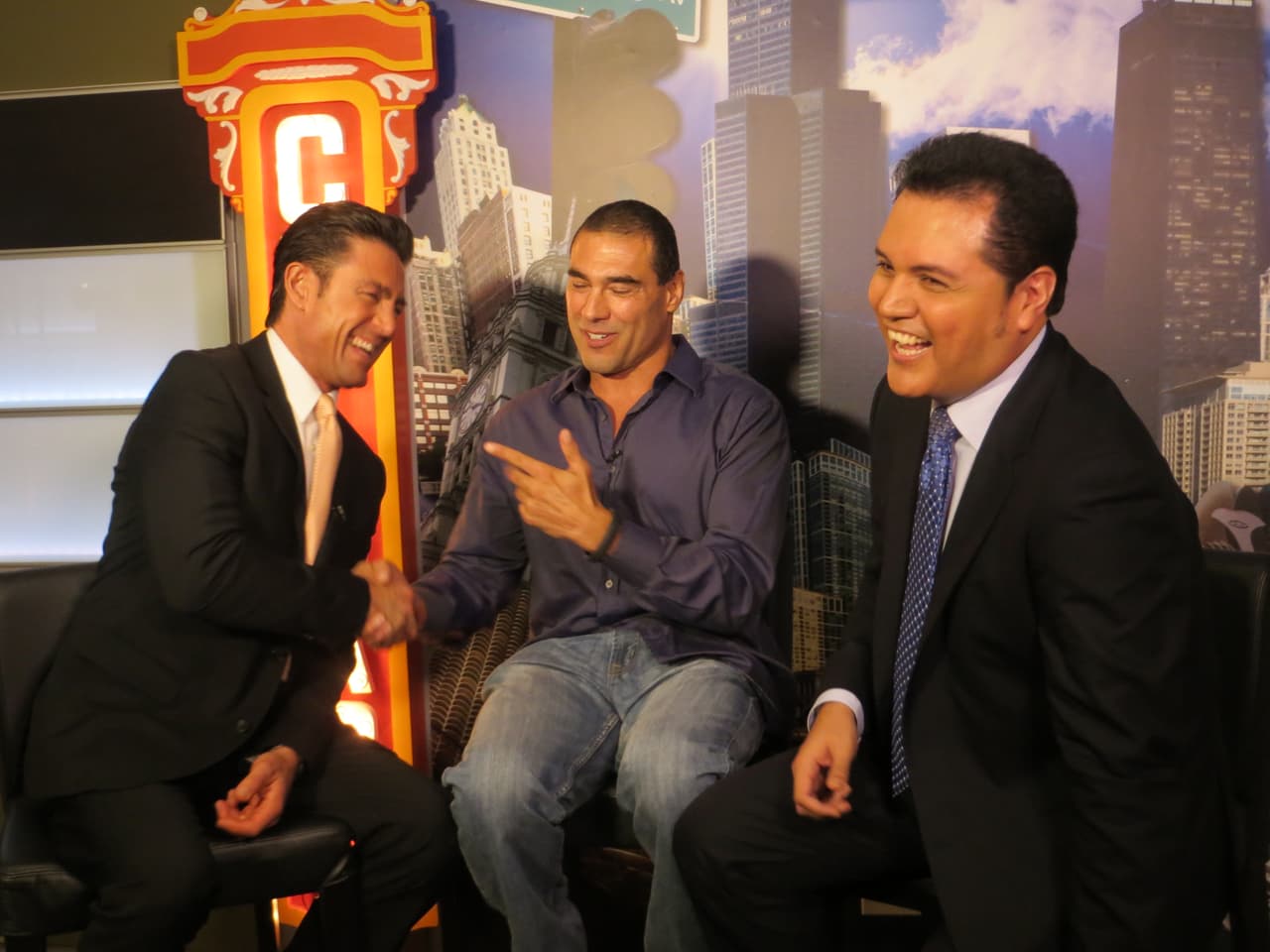 La química entre los actores es excelente.