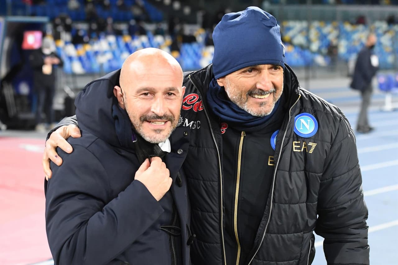 Napoli cae 5-2 ante la Fiorentina en tiempos extra y con 9 hombres, durante Octavos de Final y queda fuera de la Coppa Italia. Dries Mertens y Andrea Petagna fueron los que dieron goles a los locales, mientras que para la Fiore descontaron Vlahovic, Biraghi, Venuti, Piatek y Maleh. EL mexicano Hirving Lozano llevaba 20 minutos en cancha cuando propinó tremendo planchazo y salió expulsado.