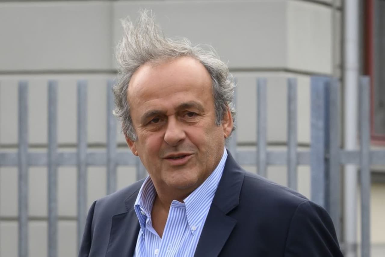 Michel Platini se defiende ante la justicia suiza